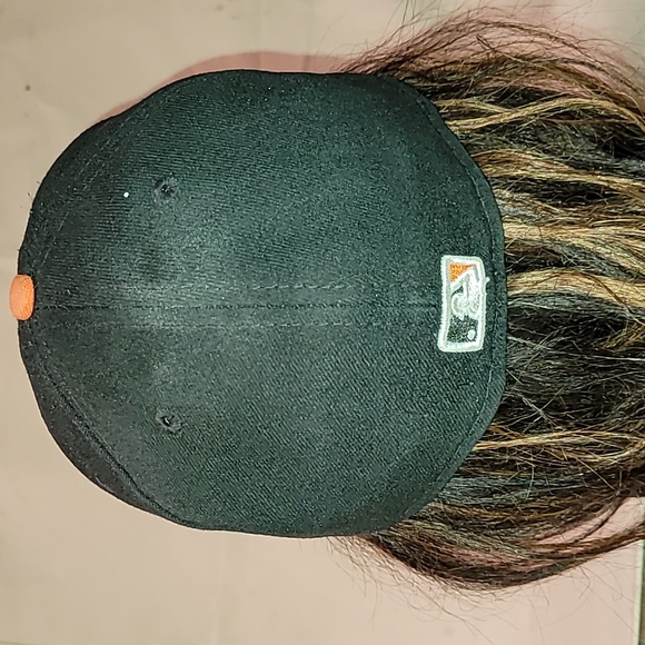 Vintage. Made in USA. New Era. San Francisco Giants. MLBPA. Fitted. 7 1/4 - Picture 4 of 10